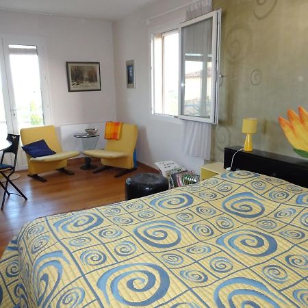 Maison Bon Ton Paraza Extérieur photo